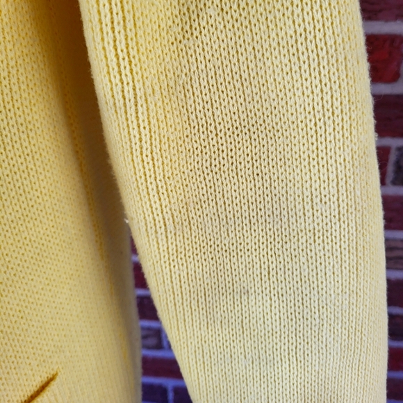 Vintage Yellow Cableknit Patch Pocket Cardigan Acrylic Size Medium - Picture 8 of 8